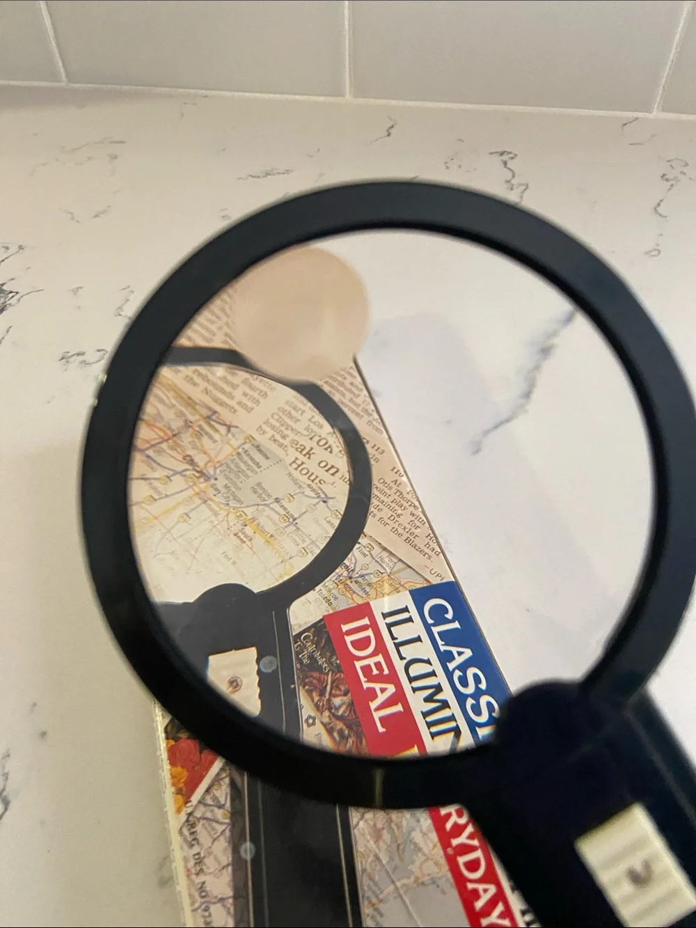 Classic Deluxe Illuminated Magnifying Glass Working Boxed